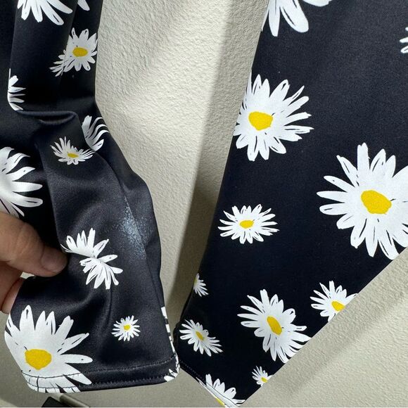 BlackMilk Daisy Flower Print Leggings Pull On Stretch Size Small - Picture 6 of 6